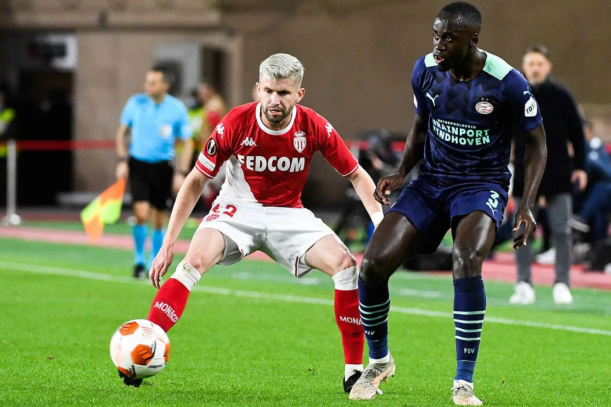 el monaco assure l essentiel contre le psv icon dsc8237 327375