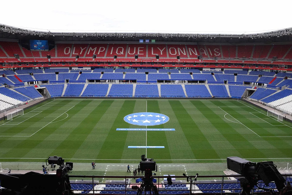 elon musk rachete twitter boateng et l ol l interpellent icon spi 001 jm lyon psg uwcl 339853