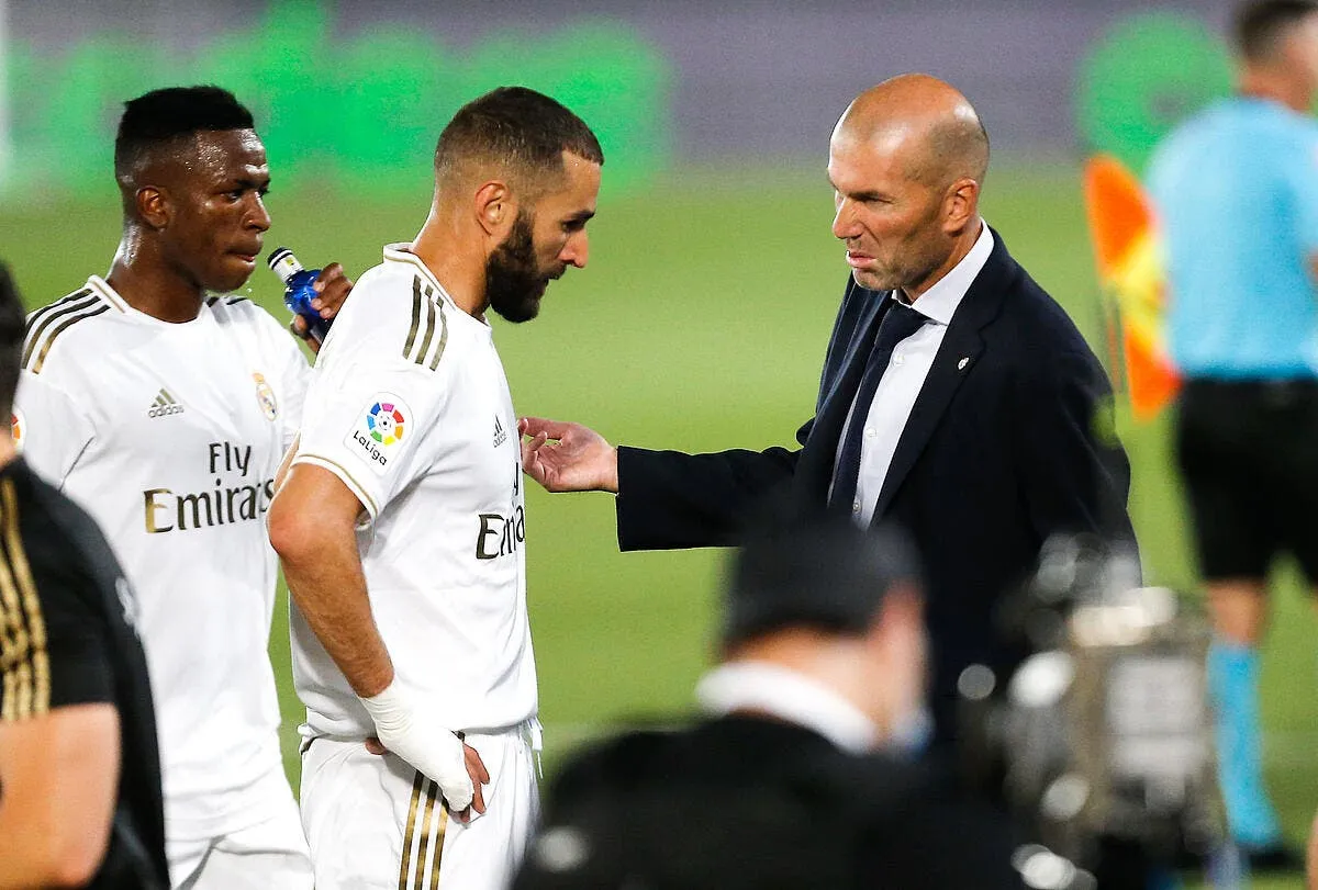 esp benzema climatise les anti zidane icon ecommercefotos ecommerce2 105942060 1 306443
