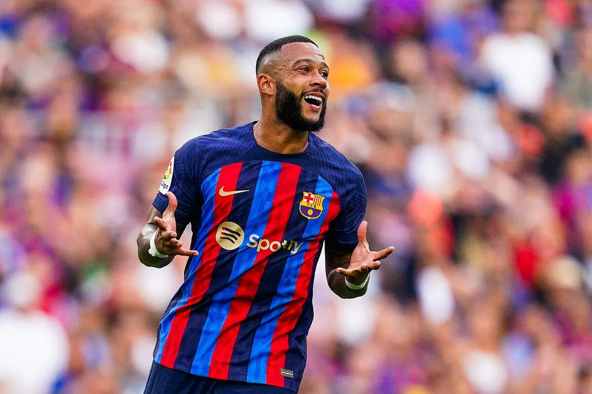 esp depay ne veut plus jouer pour le barca depay 36 353359