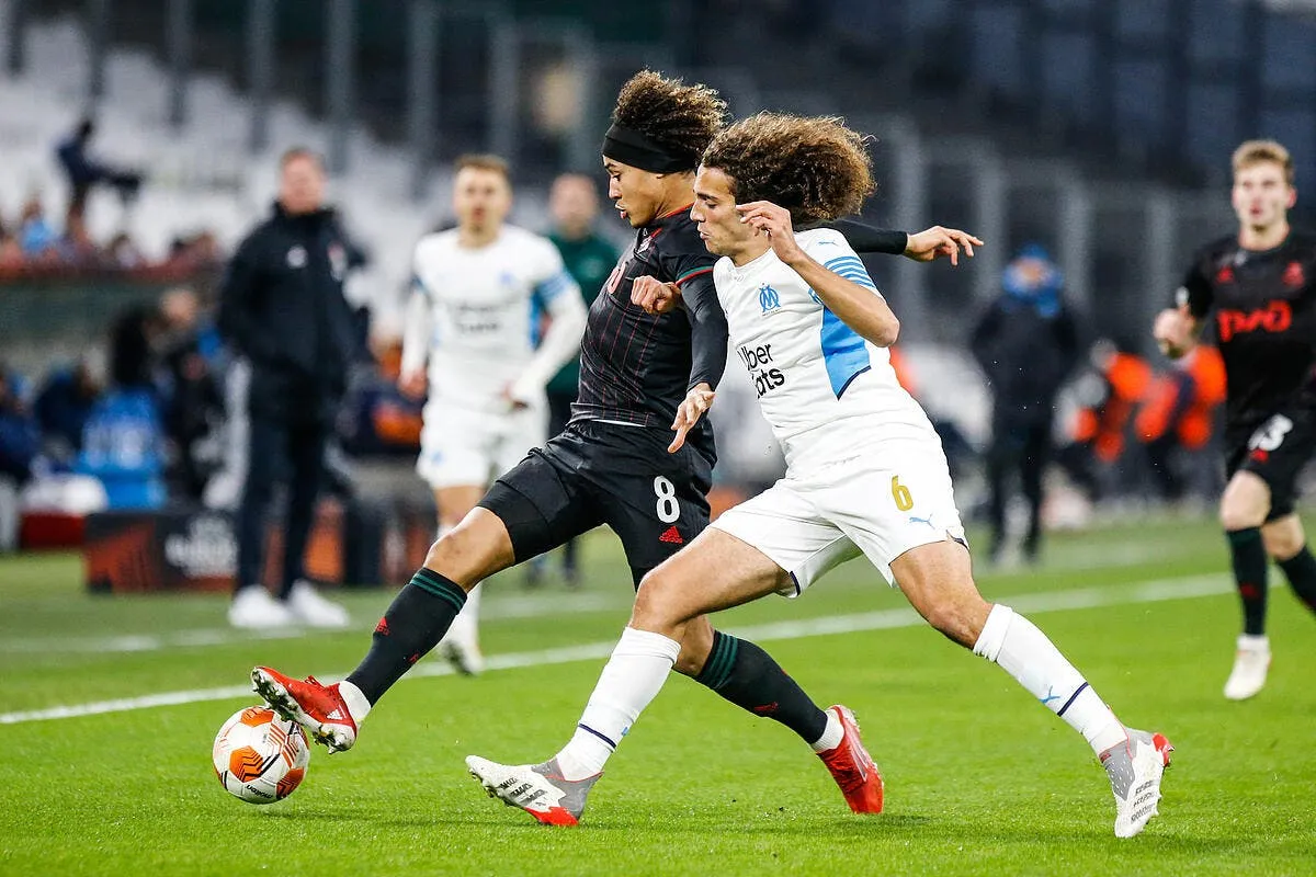 eur l om tombe sur qarabag icon d1r8474 330175