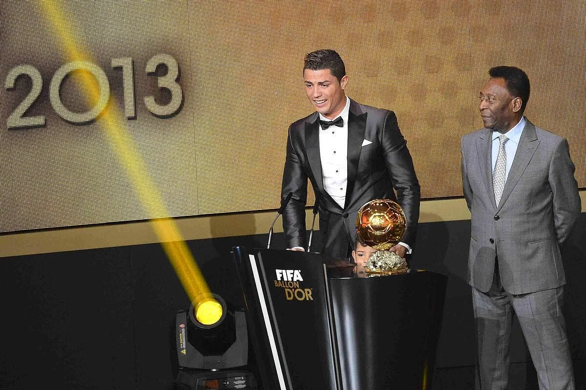 eur le roi pele salue l exploit de cristiano ronaldo icon por 130114 05 08 309237