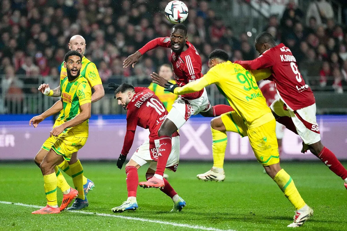 fcn des enfants gates le gros coup de gueule de castelletto iconsport 247289 0051 385421