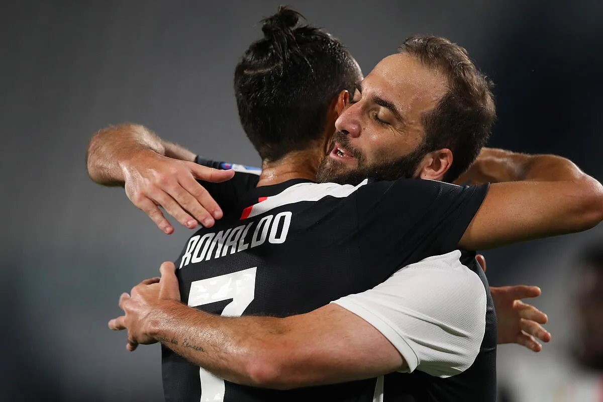 foot higuain le meilleur ami de ronaldo et messi a 311679