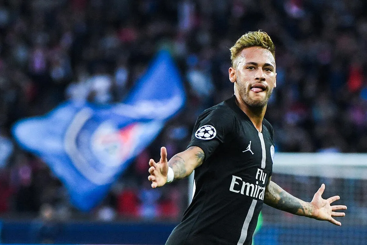 foot neymar signe avec fortnite et maintenant le psg icon dib 031018 12 65 309949