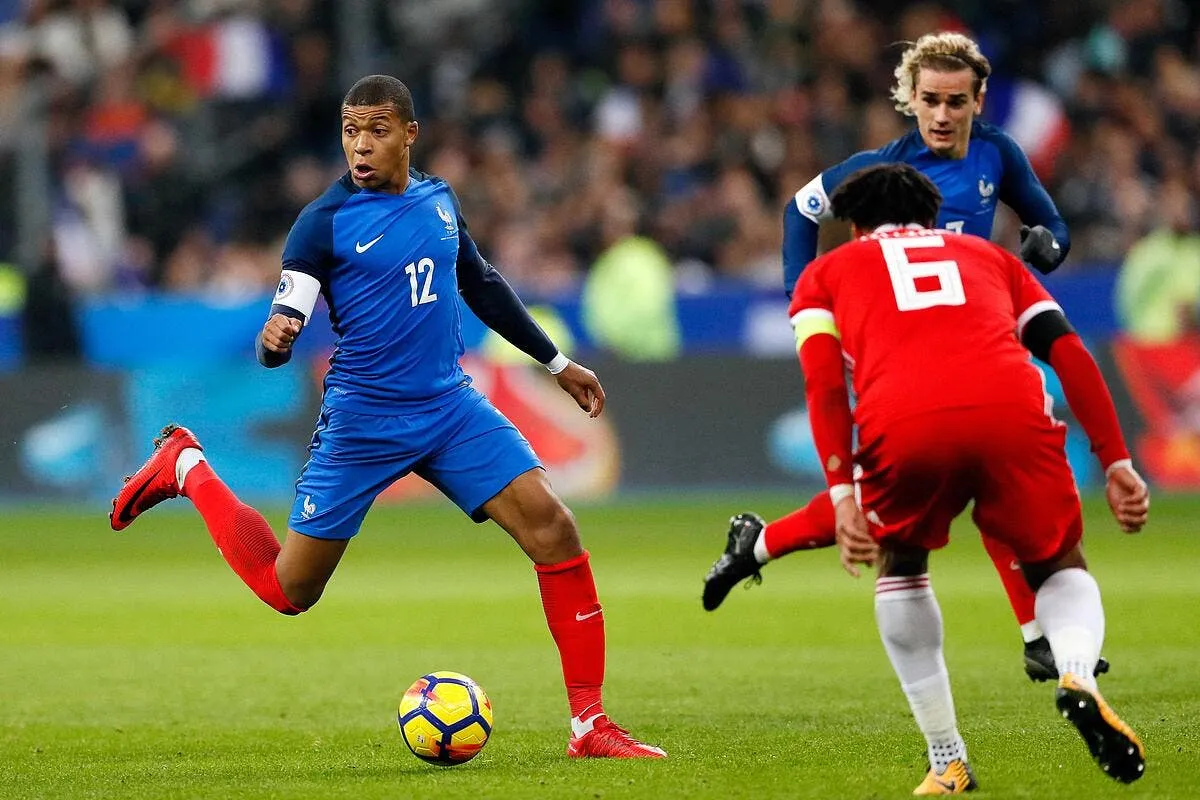 france pays de galles les compos 21h05 sur tf1 icon spi 101117 20 17 315717