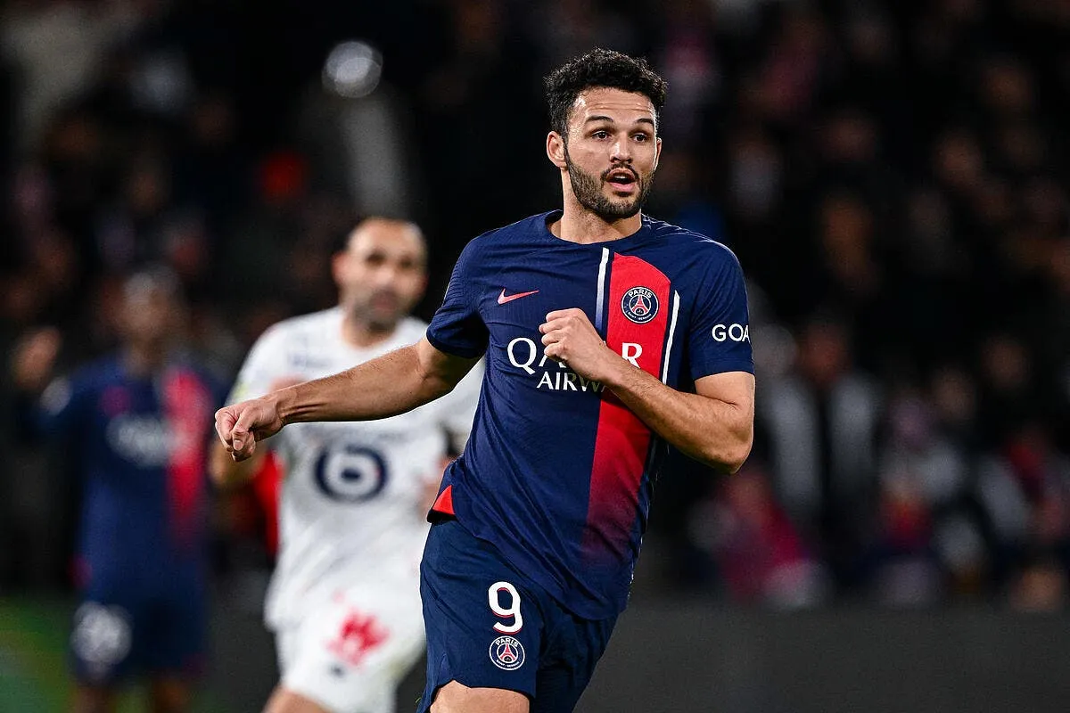 goncalo ravanelli a frappe il denonce le sketch de la varh icon bap 100224 93 177 1 372430