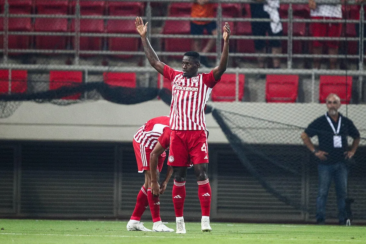 guido rodriguez retenu l ol a un plan b en grece mady camara 364603