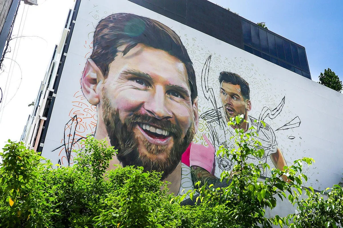 humilie par le barca lionel messi repond enfin icon sipausa 47291382 362745