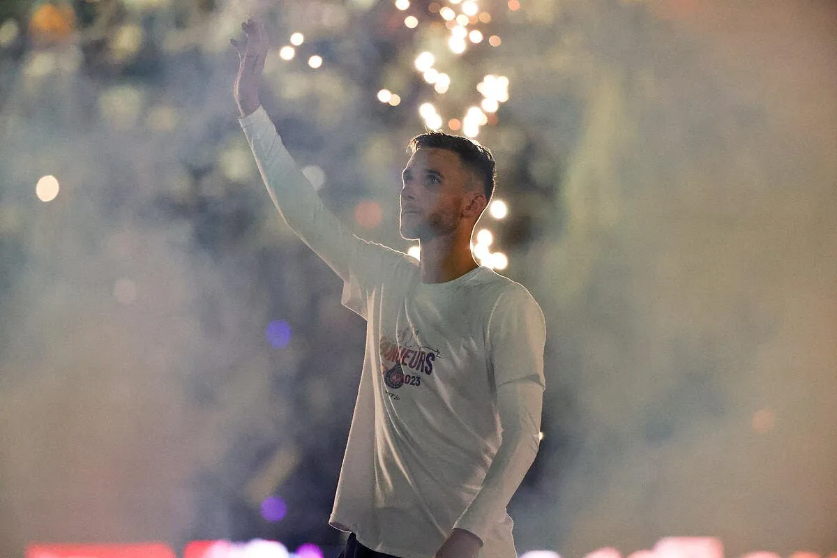 il eclabousse la ligue 1 l om est sur le coup icon rom10526 360028