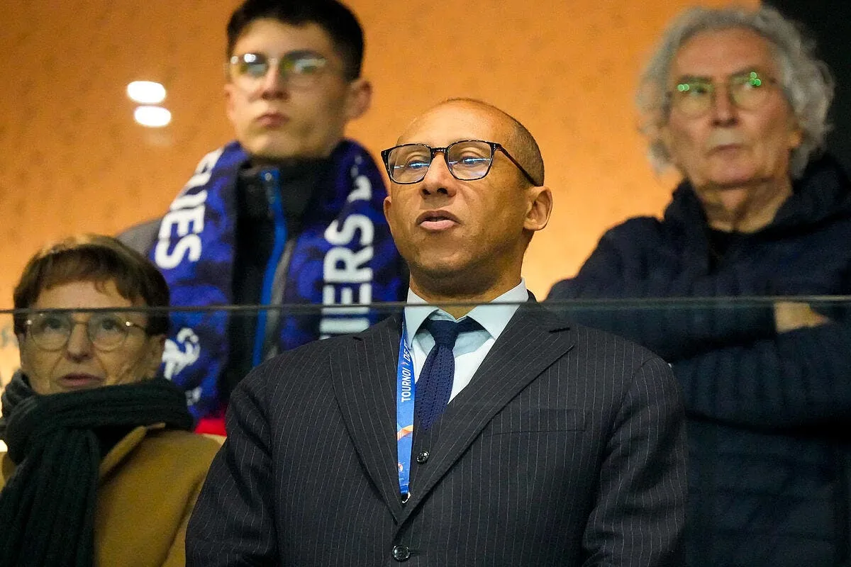 il revait d une revolution en france ca tombe a l eau icon 21022023 dsc6606 358949