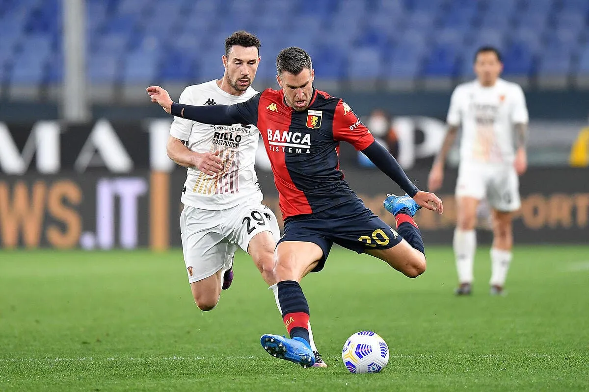 ita strootman rentre a l om trop c est trop icon lp 12815288 313051