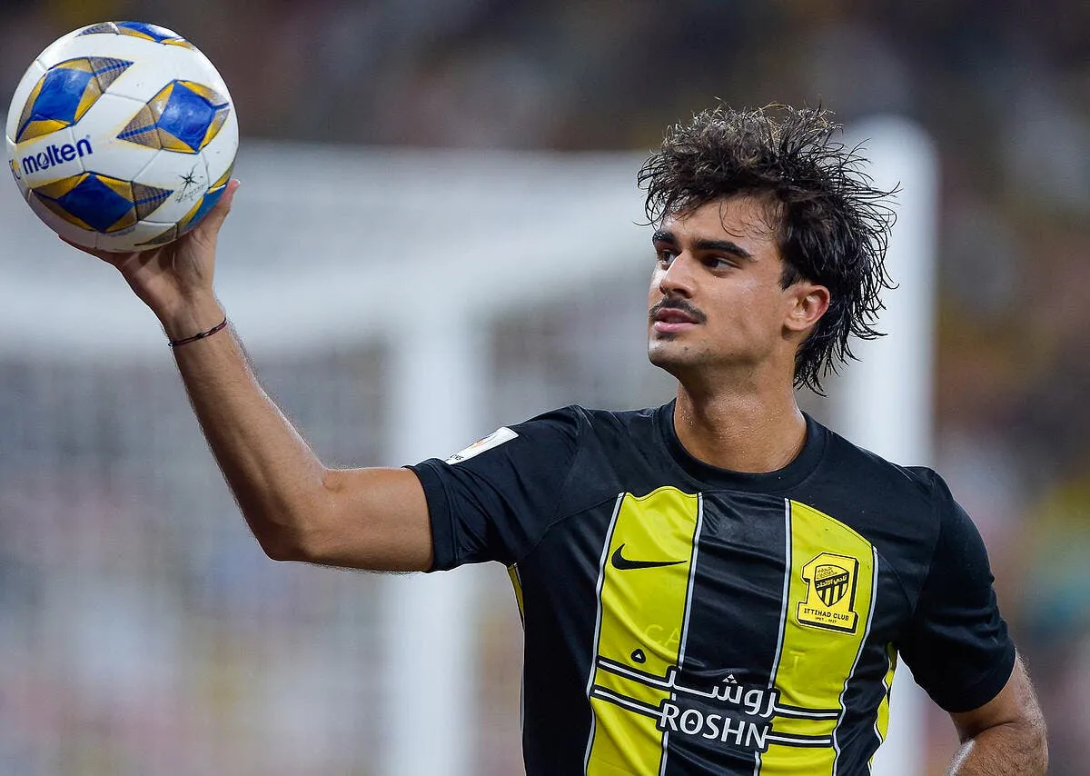 jota a l om longoria est interesse iconsport 180698 0023 380006