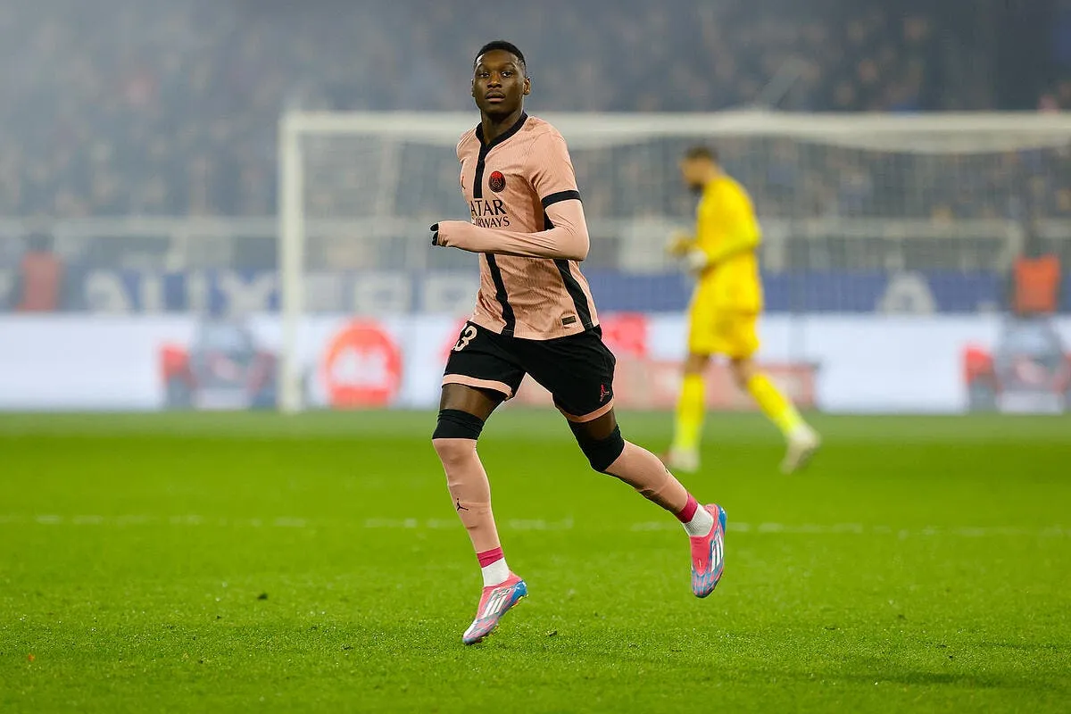 kolo muani se barre du psg 5 clubs l appellent iconsport 246440 0146 386110