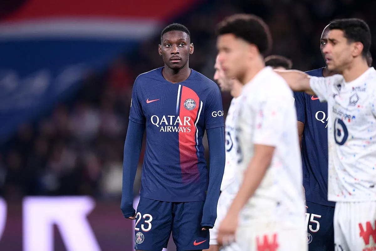 kolo muani vire le psg a tranche iconsport 190403 0051 378619