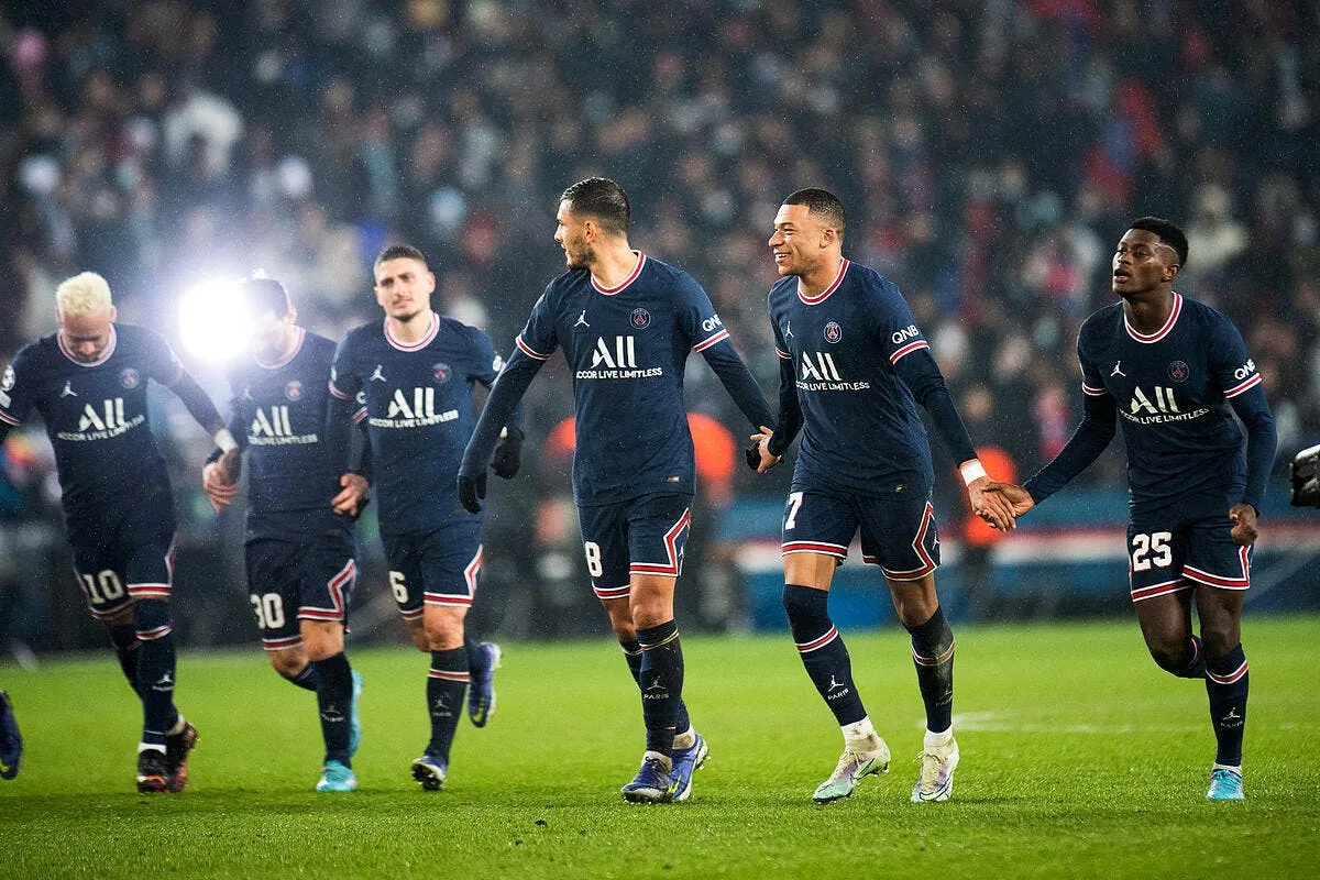 kylian mbappe le real madrid en sueur icon 798583 080 335029