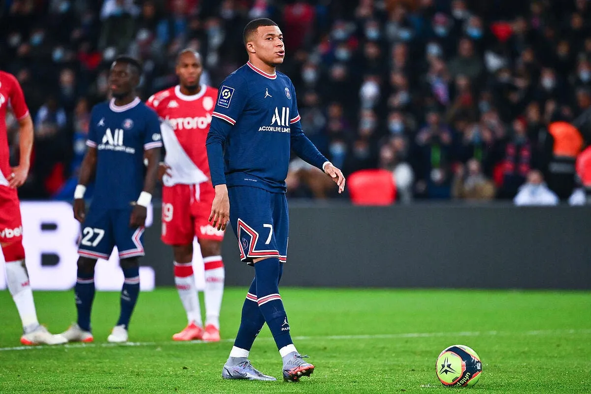 kylian mbappe prolonge deux bonnes nouvelles pour le psg icon dib 121221 11 157 331325