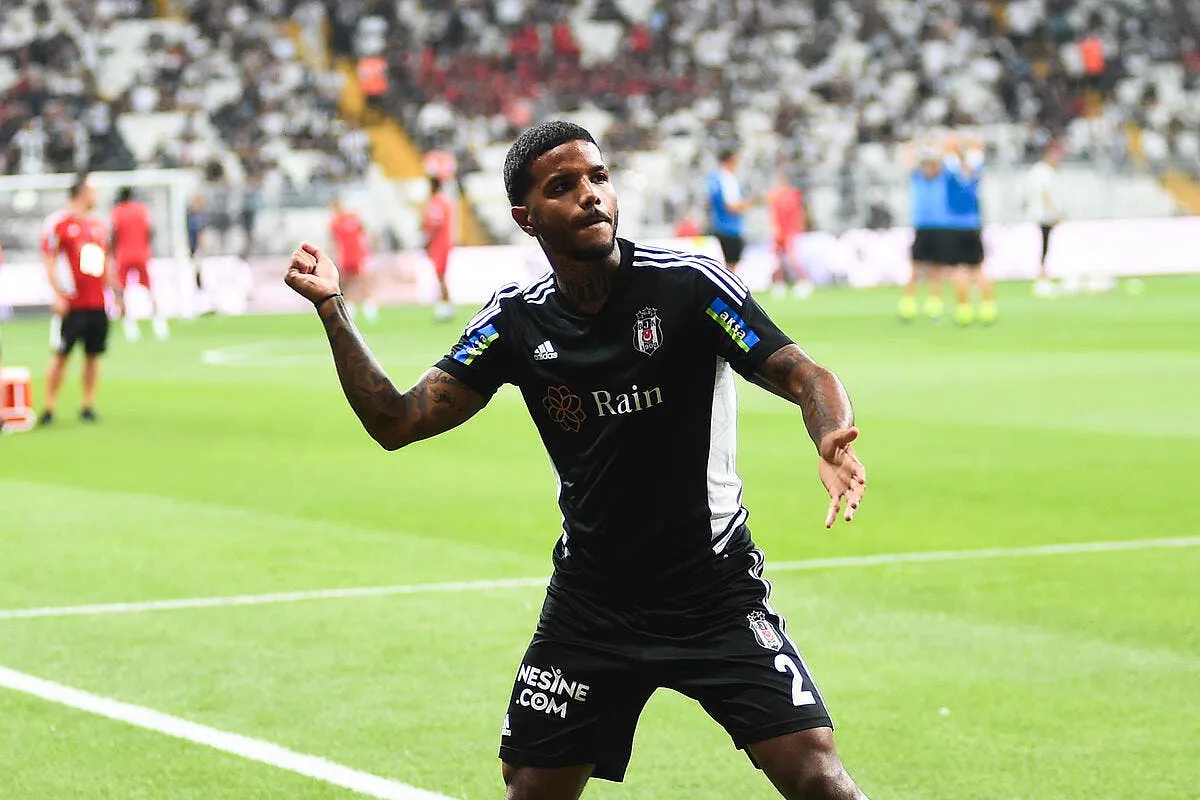 l edf en ligne de mire il hesite entre l ol et l om rosier 353091