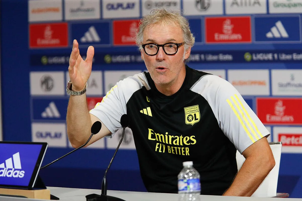 l ol accuse laurent blanc d avoir lache l affaire icon 25i8174 365220