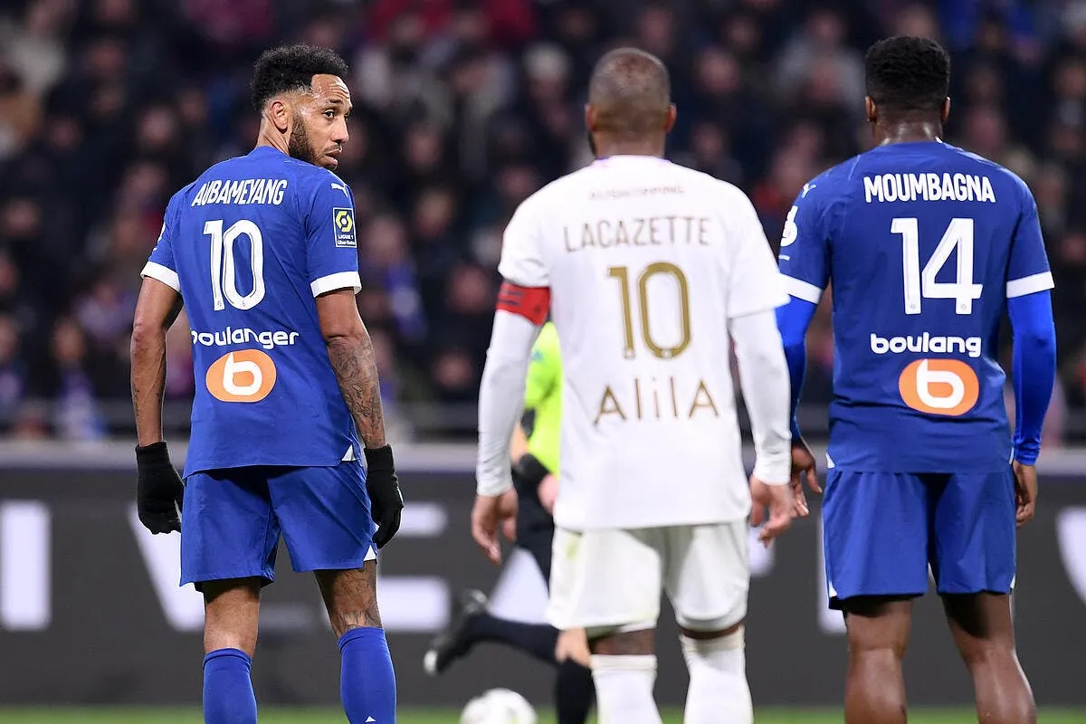 l ol devant l om ce journal demande pardon iconsport 189647 0375 376039