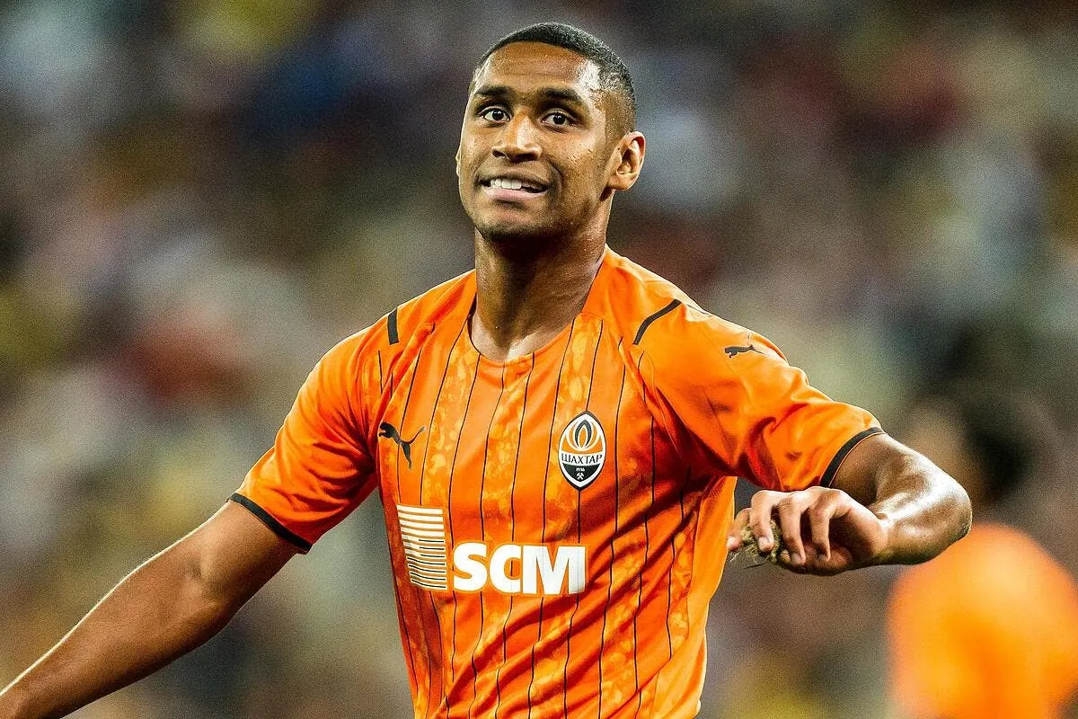 l ol frappe fort au mercato tete signe ce mardi icon 069 dongen2021810 040 337923