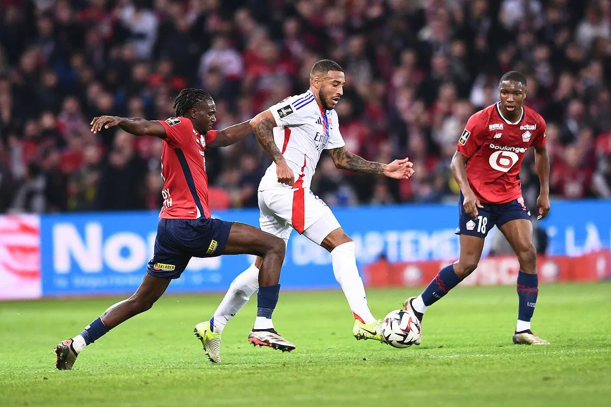 l ol repond a lille et sauve un point iconsport 243349 0130 383336