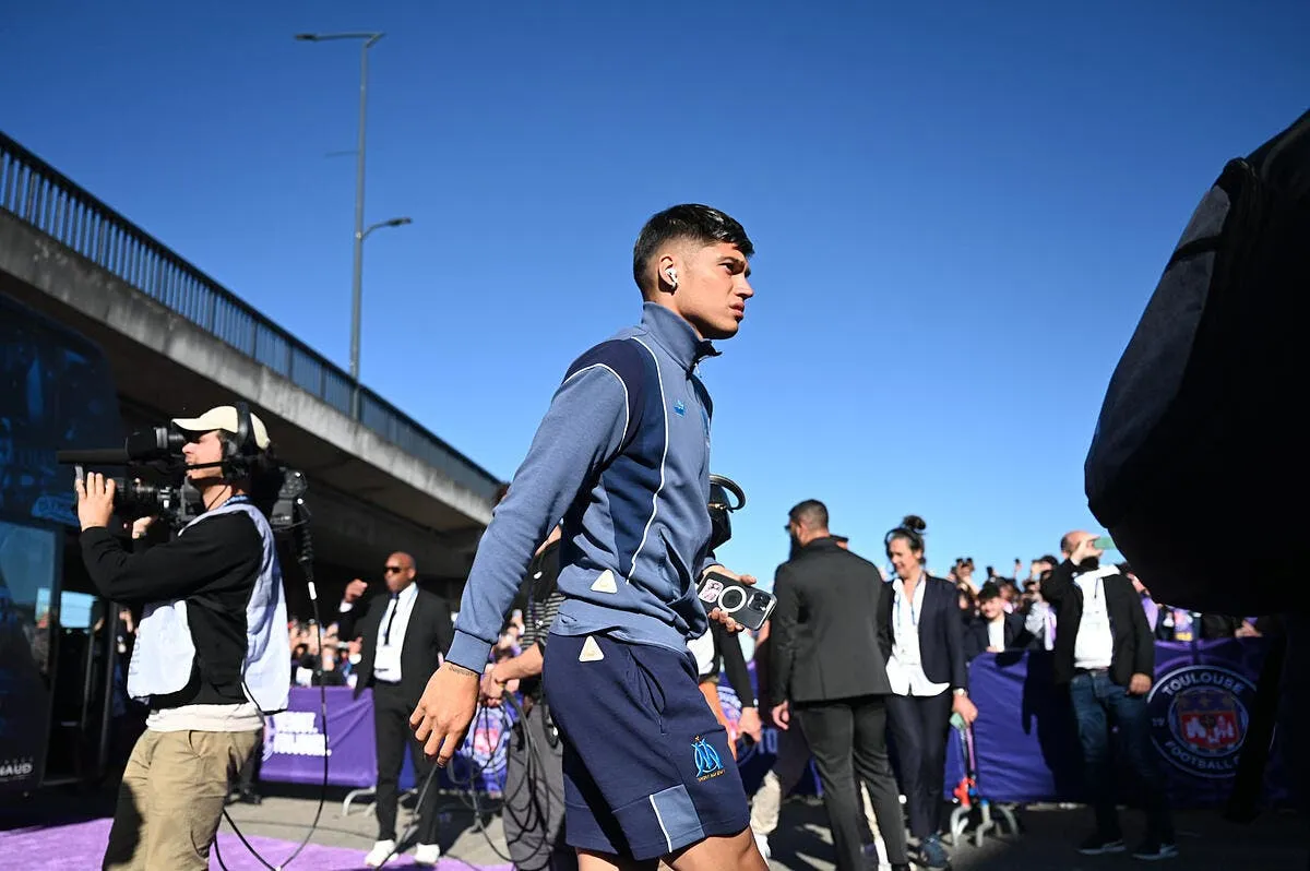 l om elimine il fait ses valises immediatement iconsport 212735 0212 375640