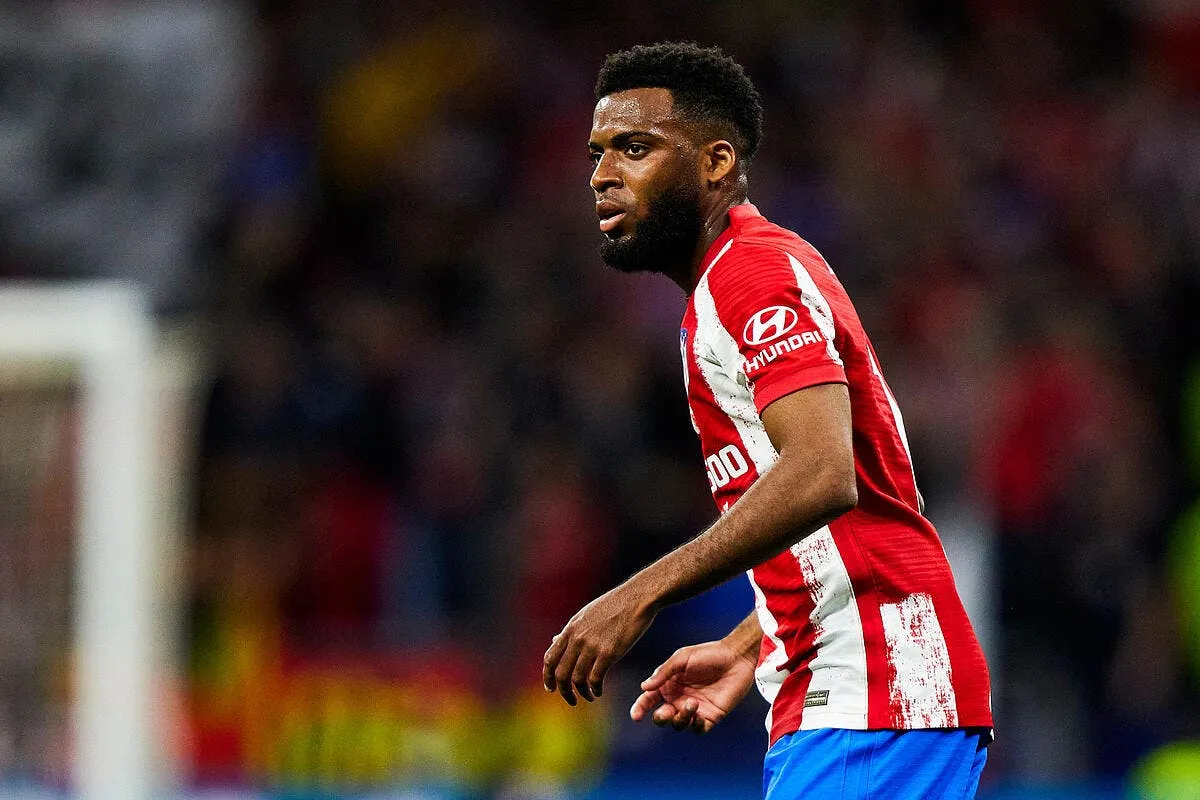 l om et l ol a l affut pour le gros coup thomas lemar icon ra 220413 120 339329