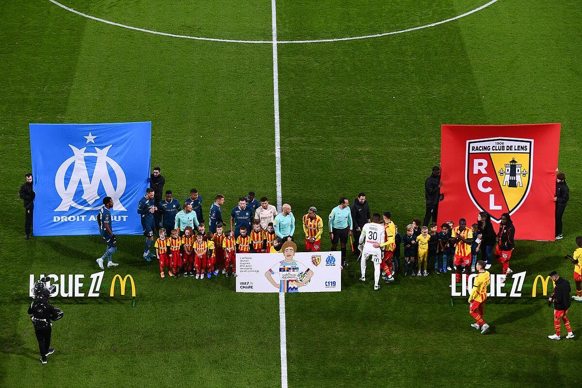 l om tape sur lens et assume a 100 iconsport 245105 0499 386558