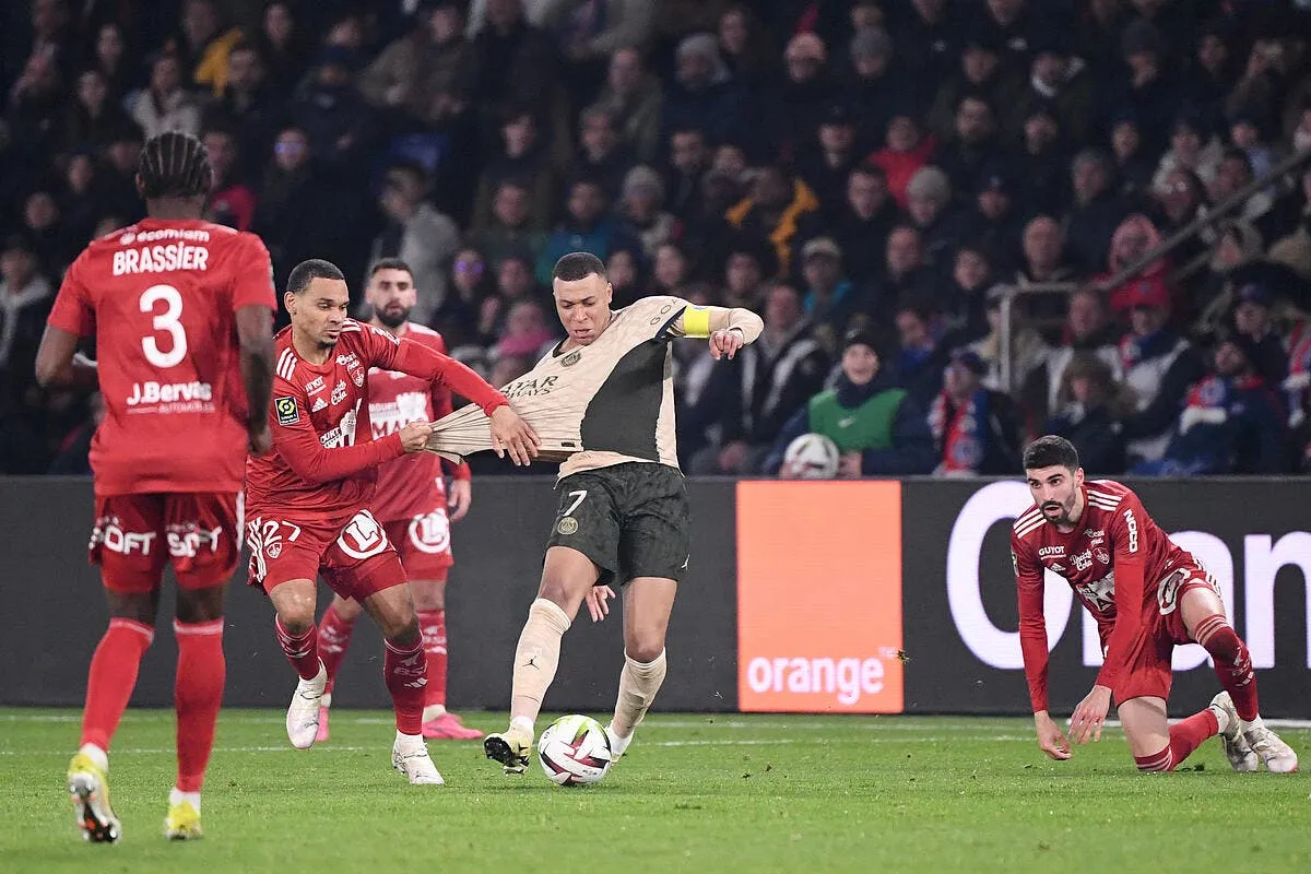 l1 brest surprend le psg au parc icon ab1 2670 371195