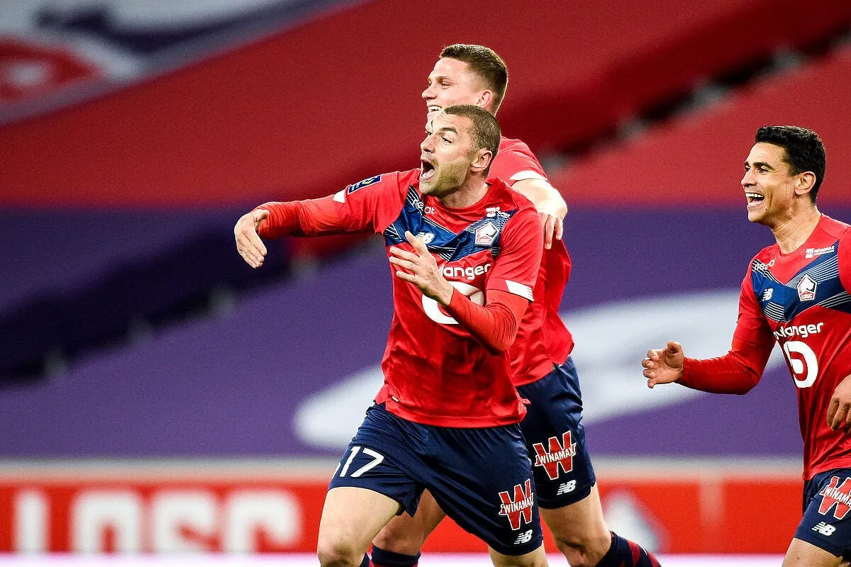 l1 fort comme turc lille reste en tete a 313031