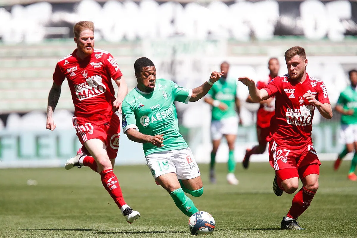 l1 l asse tombe de haut face a brest icon 25i8024 copie 312433