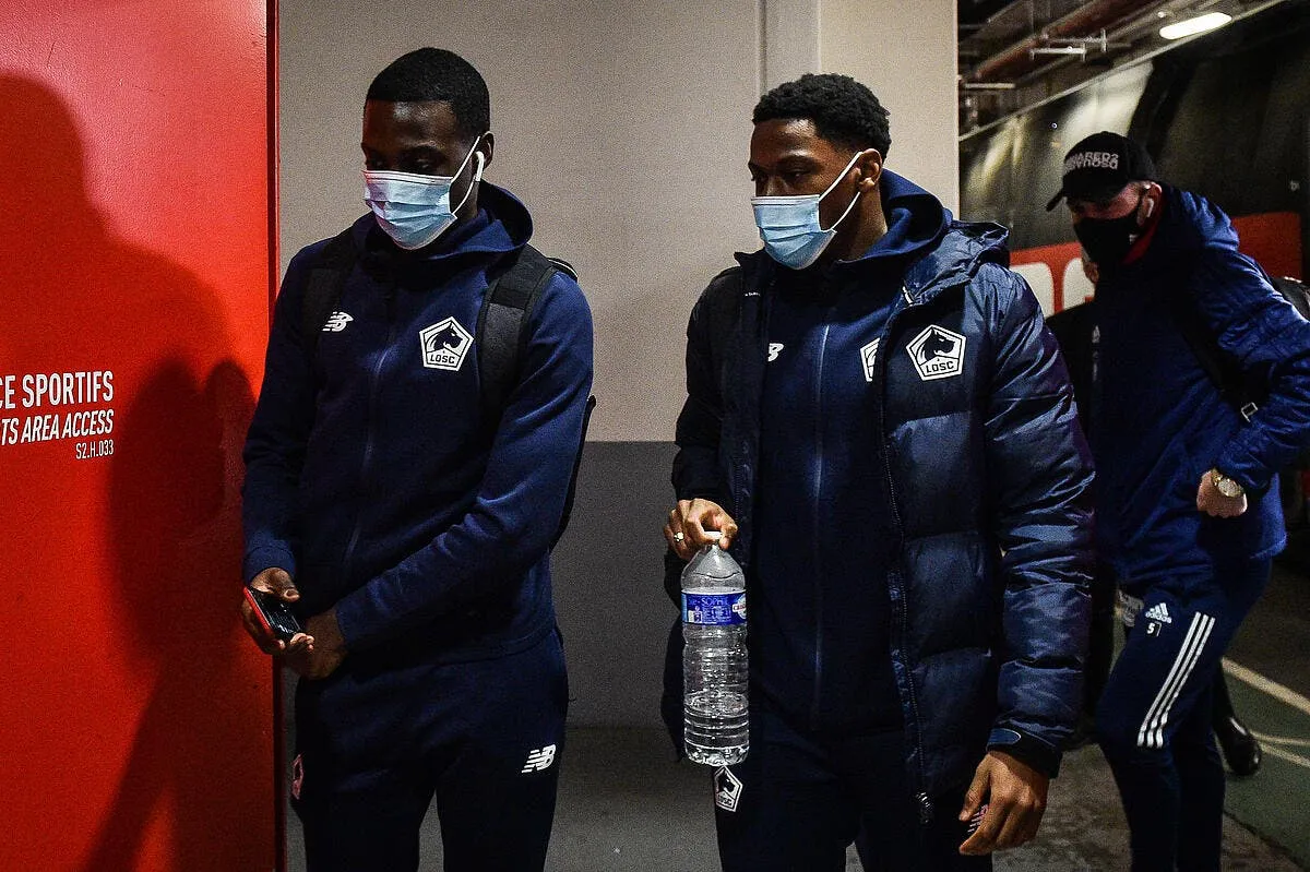 l1 l2 30 des joueurs positif au covid icon mm2 0213 307087