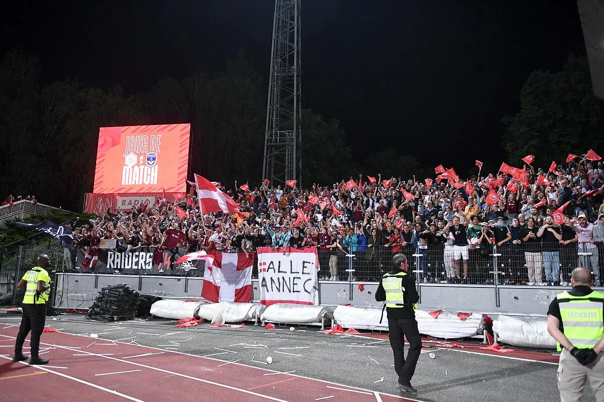 l2 annecy porte plainte pour corruption icon pl5 8792 361602