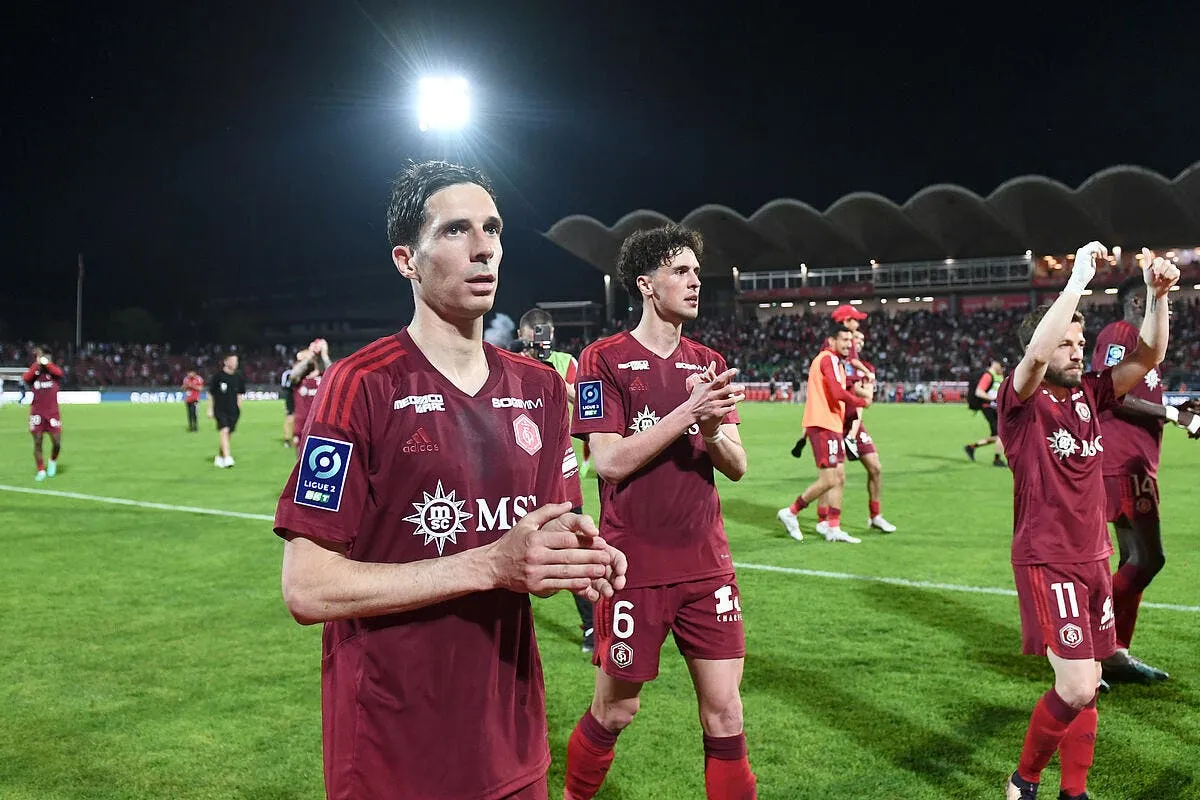 l2 annecy repeche en ligue 2 pour le moment icon pl5 8786 363634