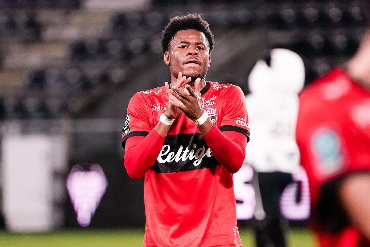 l2 l asse craque et lache deux points a guingamp iconsport 184653 0206 375399