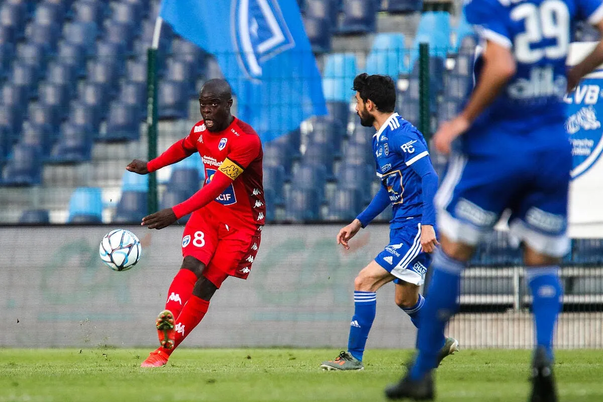 l2 nat niort sauve sa place en ligue 2 icon 25i0627 copie 314791