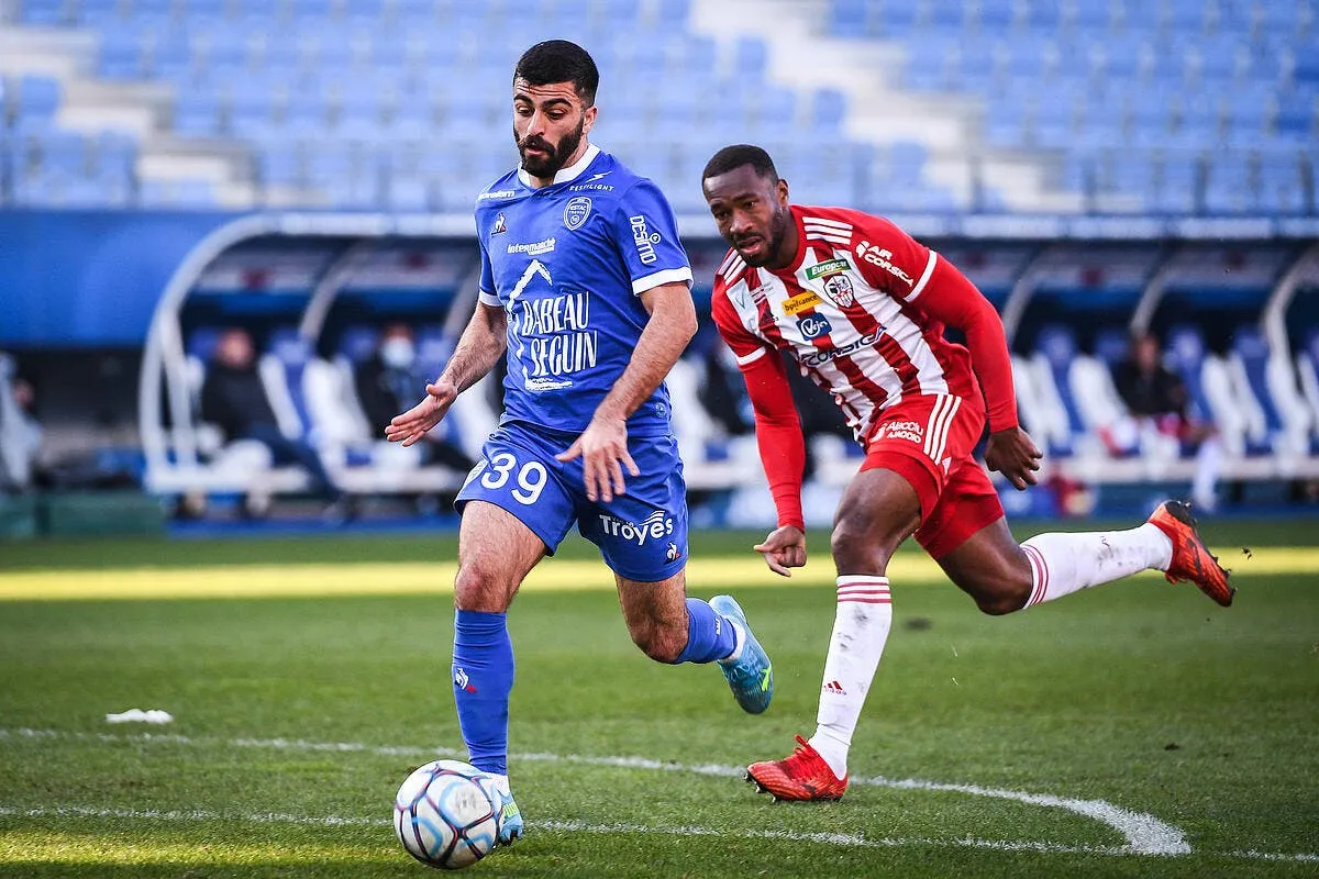 l2 troyes clermont toulouse la bataille continue mardi icon mm1 3981 308025