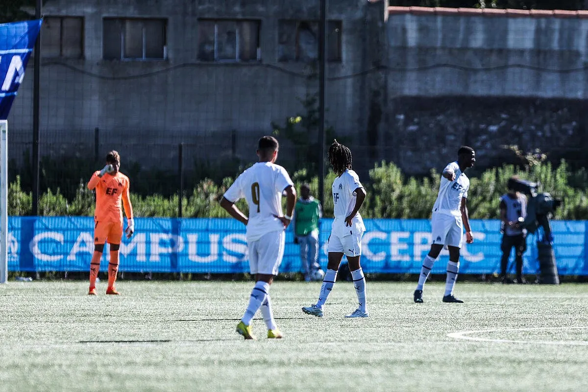 la double humiliation de l om en youth league video icon fid 4804 351861