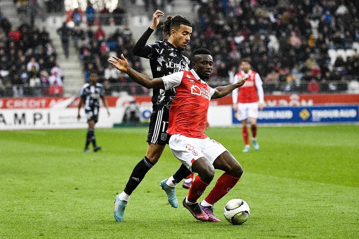 la remontee fantome de l ol se poursuit icon cas8162 337245