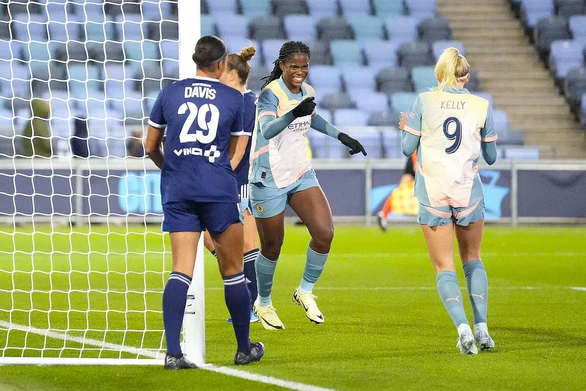 ldc f pas de remontada le paris fc corrige et elimine iconsport 240251 0012 381735