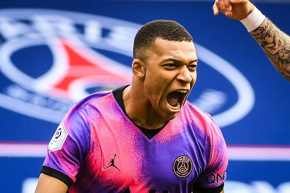 ldc mbappe pousse par l uefa a rester au psg icon mm1 9198 2 312475