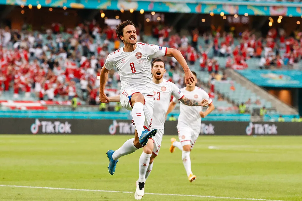 le danemark monte dans le quart direction wembley icon 20210703fb k079 318217