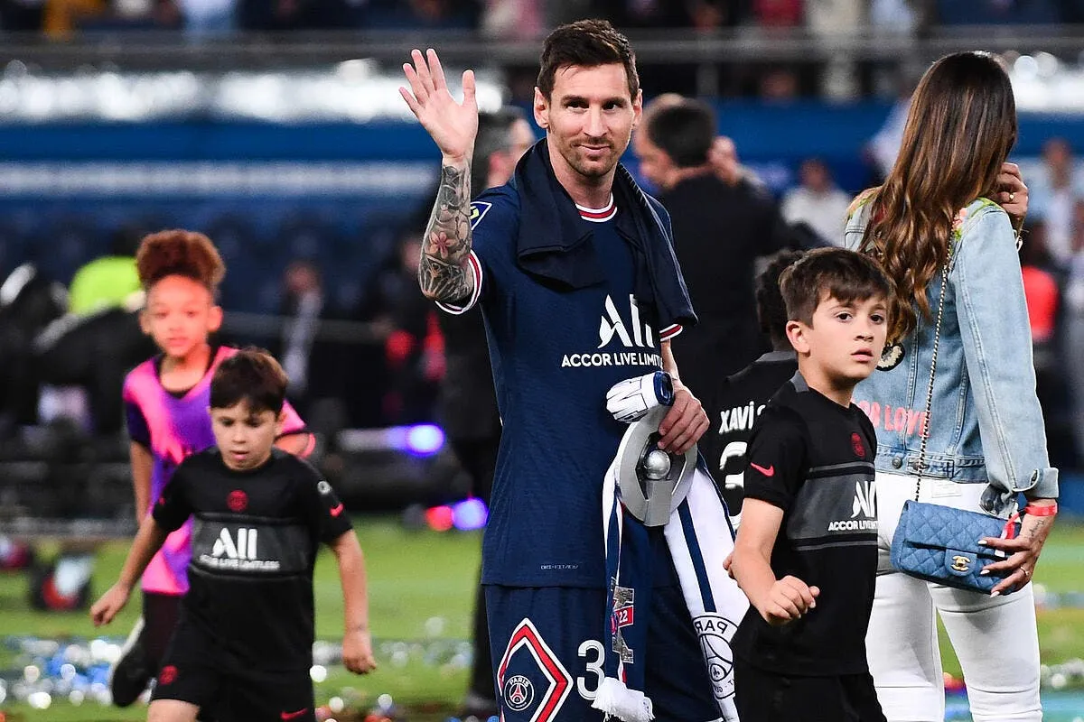 le messi du psg est meilleur que celui du barca il a ose icon pl5 6040 342401