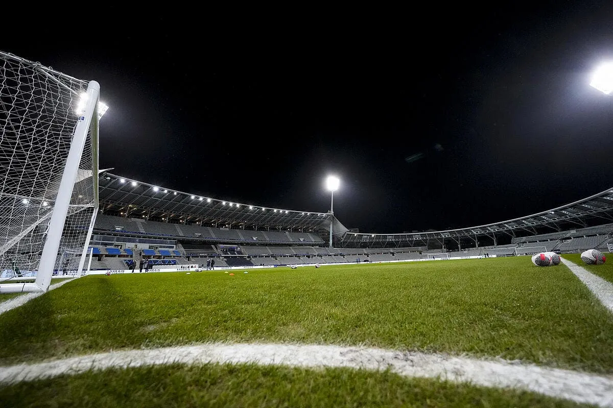 le plan anti maree verte a paris fait polemique charlety 1 372548