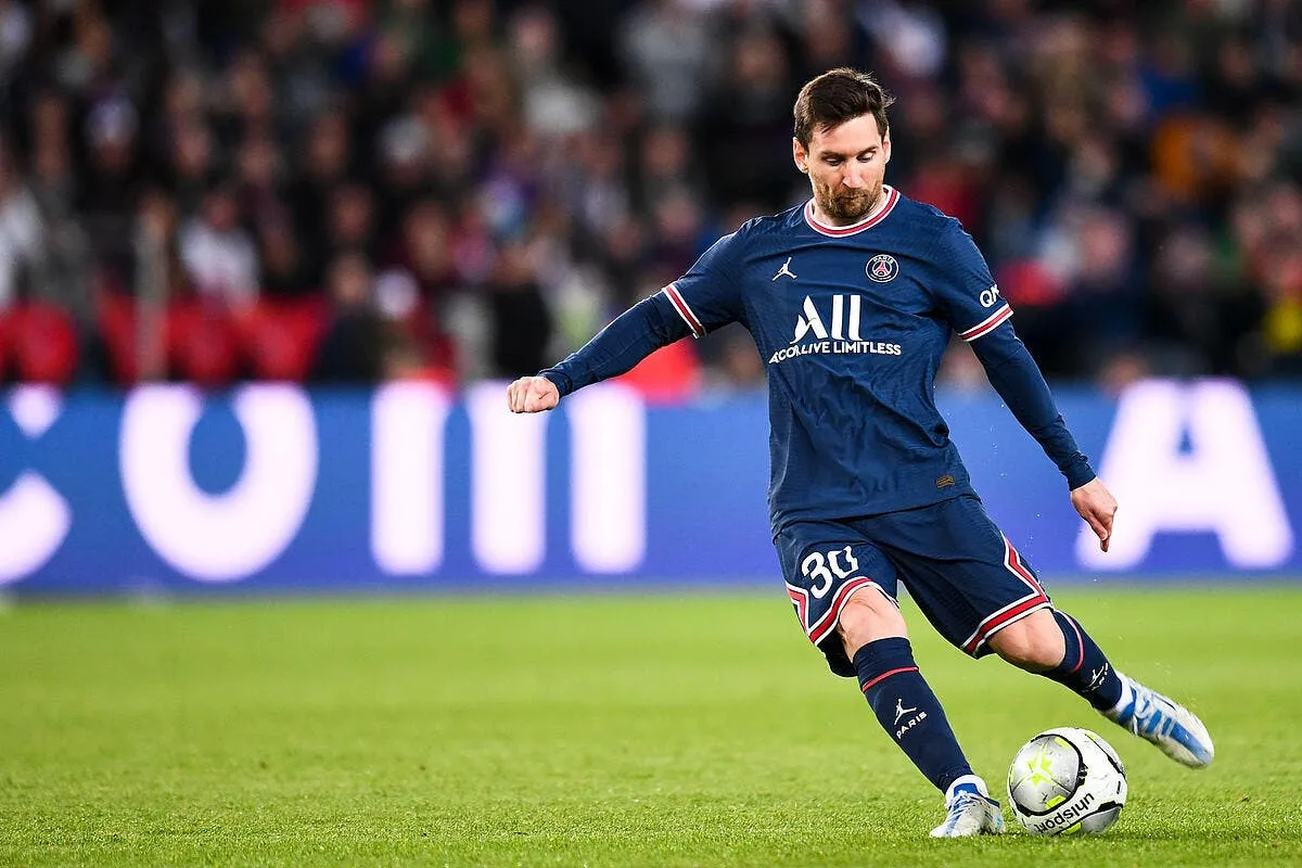 le psg champion messi ecrase cristiano ronaldo icon pl5 3493 339735