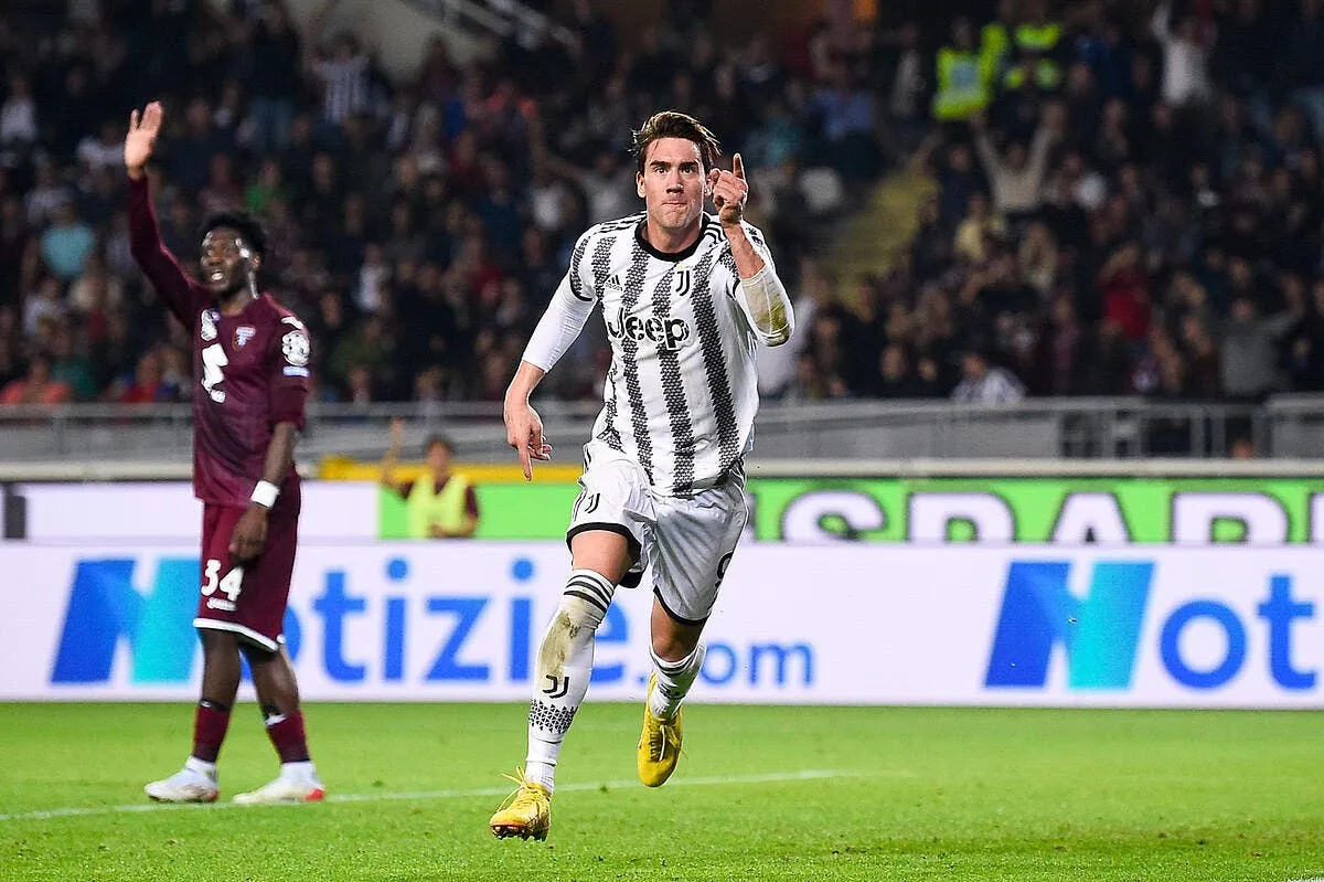 le psg cible un pivot de classe mondiale vlahovic 354530