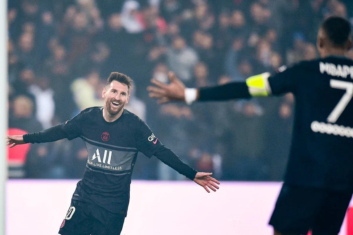 le psg est le plus grand club du monde merci messi icon pl5 5651 2 338995