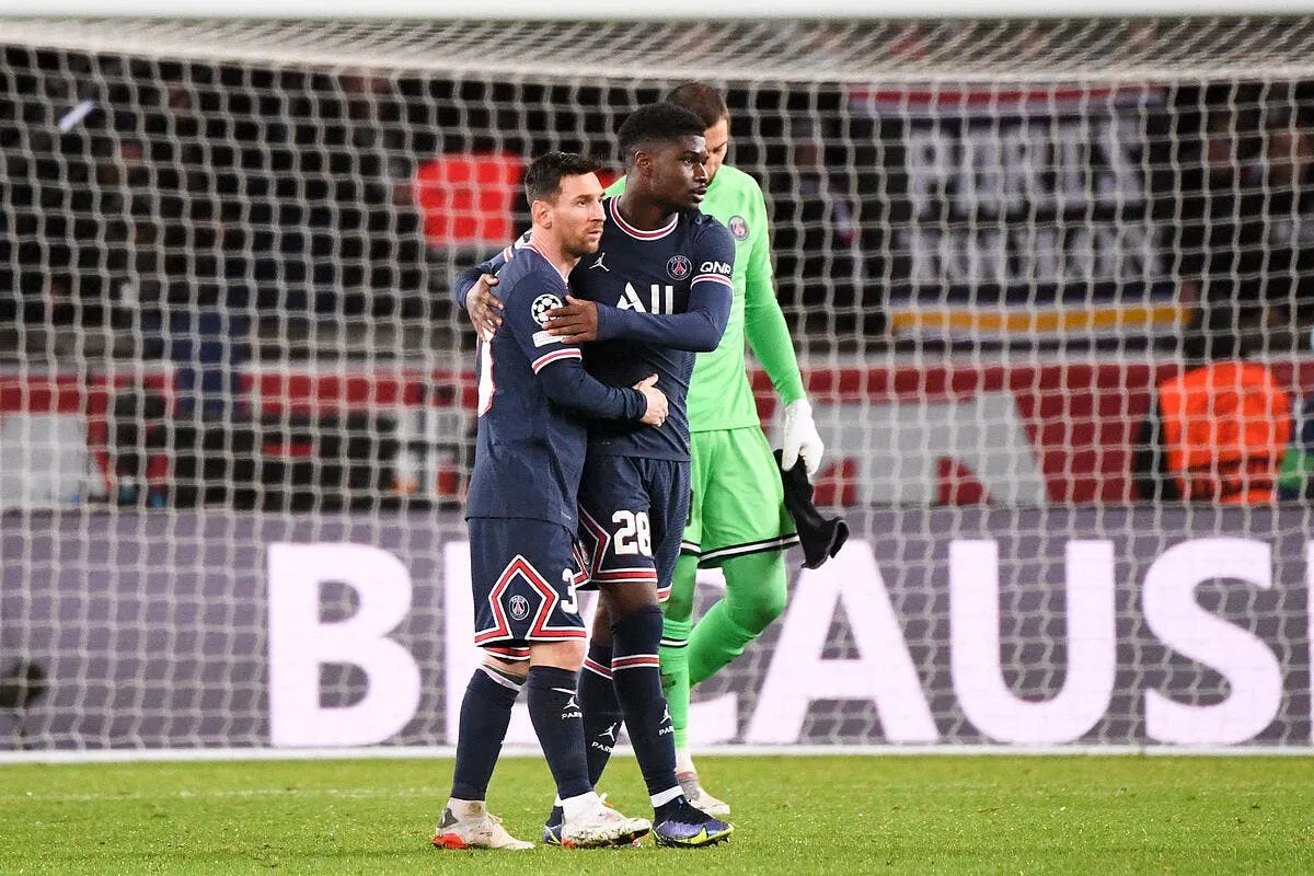 le psg gourmand pour un titi indesirable dina ebimbe 345011