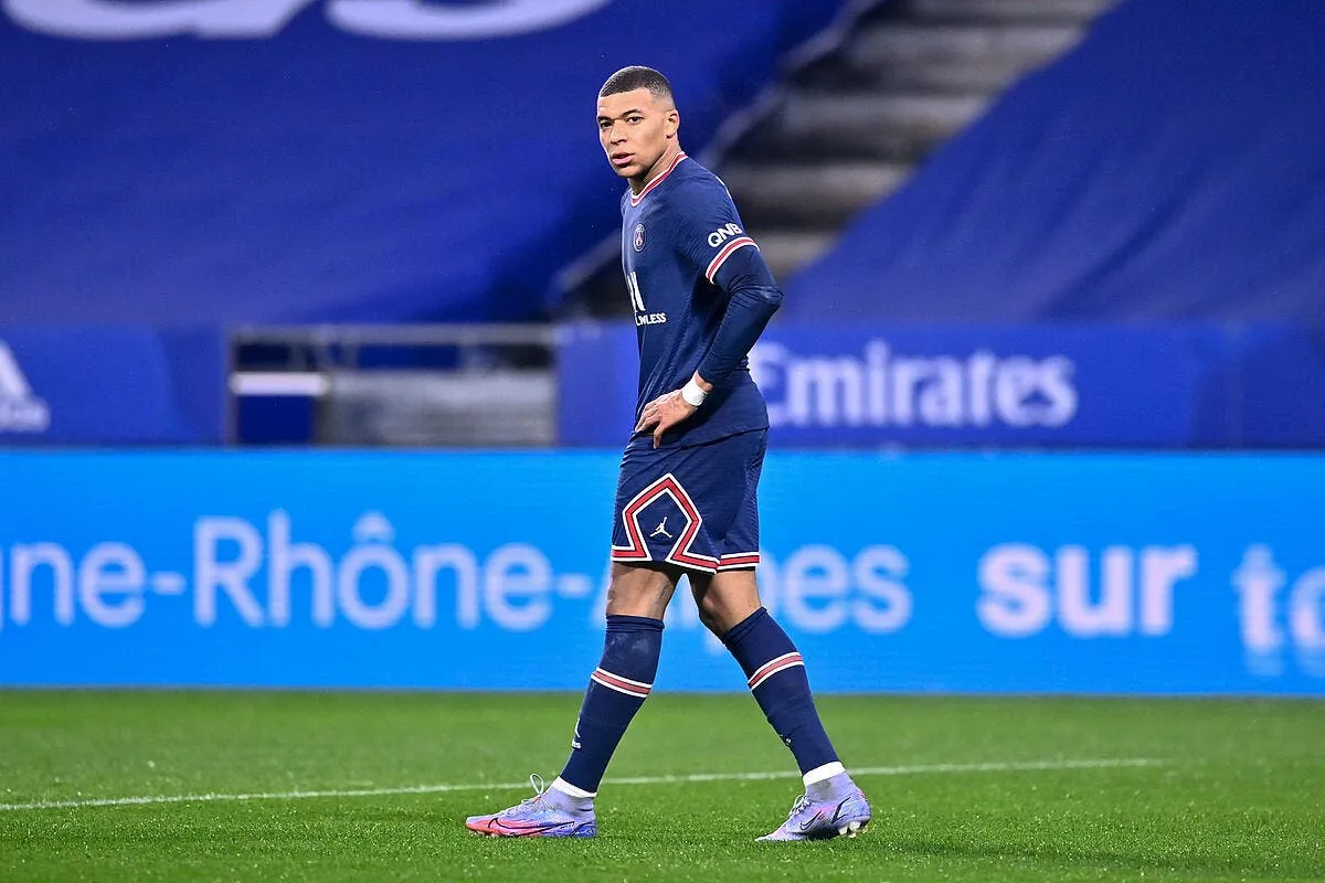 le psg lance sa derniere priere pour mbappe icon 019714 0543 332437